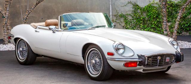 Jaguar E-Type image 4