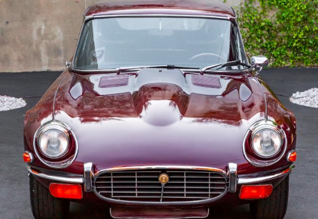 Jaguar E-Type image 1