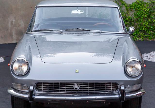 Ferrari 330 image 3