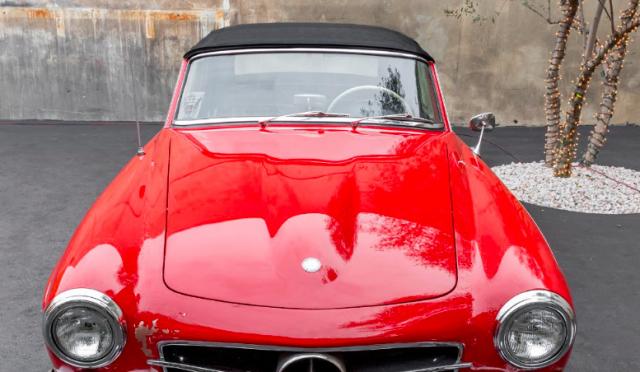 Mercedes Benz 190 image 2