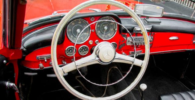 Mercedes Benz 190 image 5