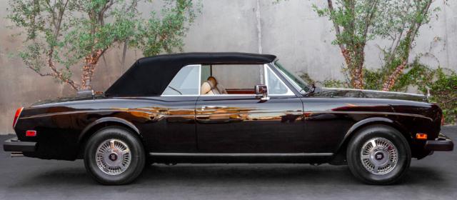 Rolls Royce Corniche image 8