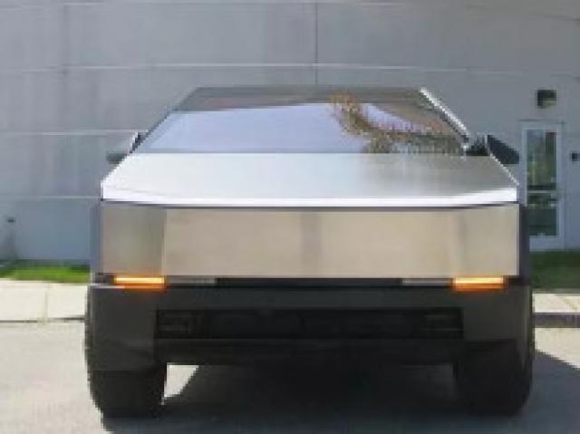 Model X image 5