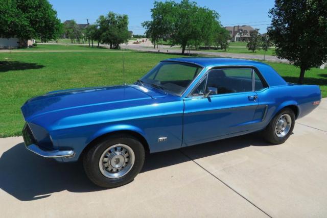 Ford Mustang image 9