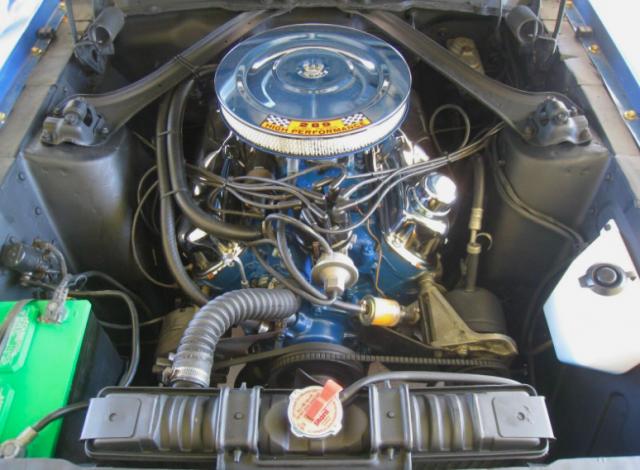 Ford Mustang image 7