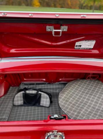 Ford Mustang image 7