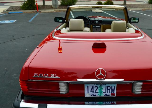 Mercedes Benz Sl 560 image 4