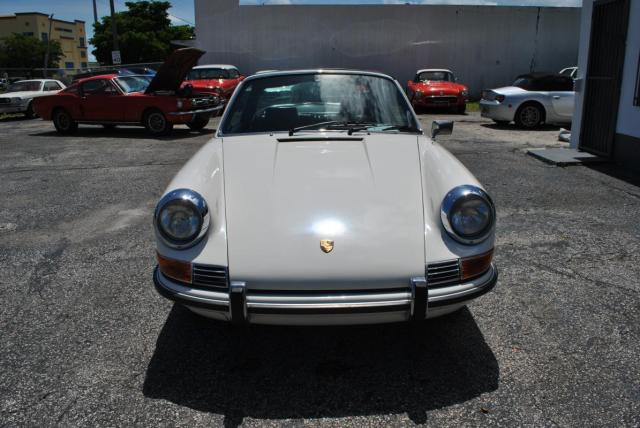 Porsche 911 image 8