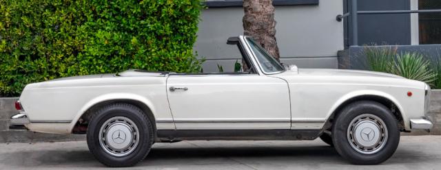 Mercedes Benz 280 image 2