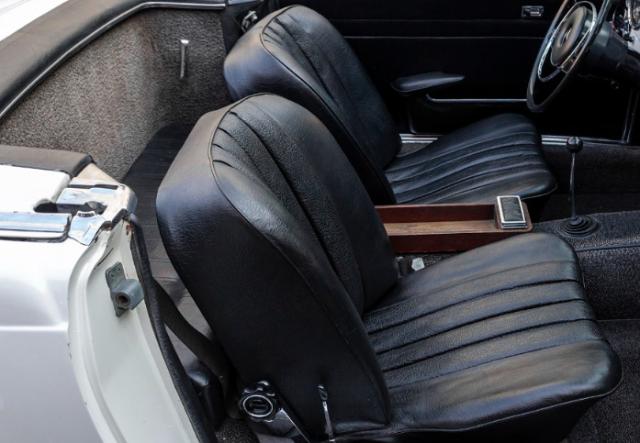Mercedes Benz 280 image 3
