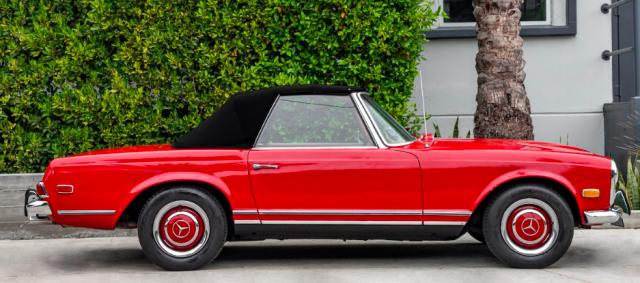 Mercedes Benz 250 image 9