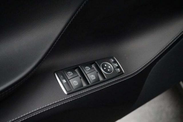 Tesla Model S image 9