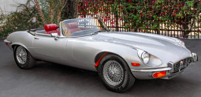 Jaguar E-Type image 9