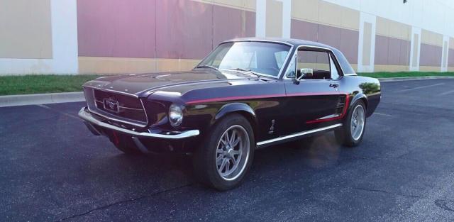 Ford Mustang image 5