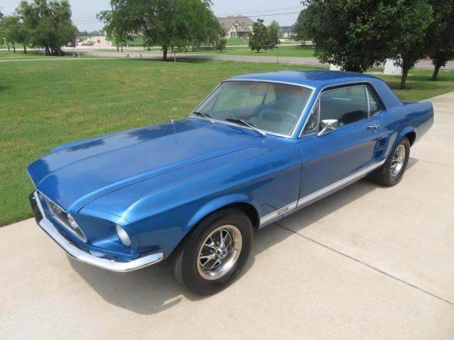 Ford Mustang image 6