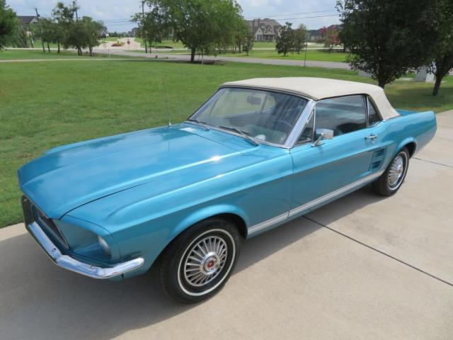 Ford Mustang image 6