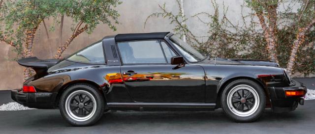 Porsche 911 image 1
