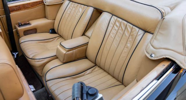 Rolls Royce Corniche image 2