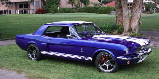 Ford Mustang image 9