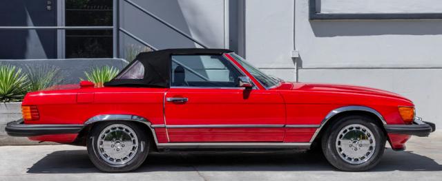 Mercedes Benz Sl 560 image 2