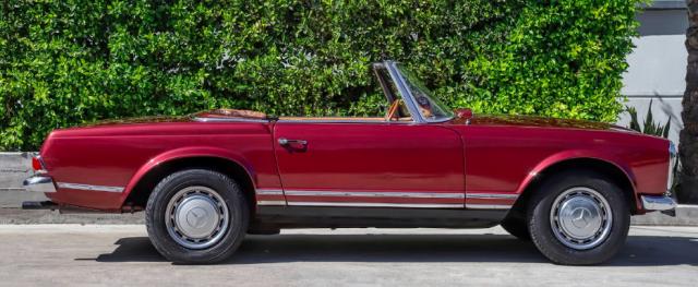 Mercedes Benz 230 image 1