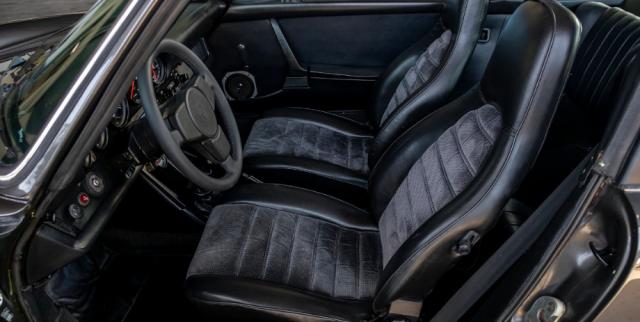 Porsche 911 image 9
