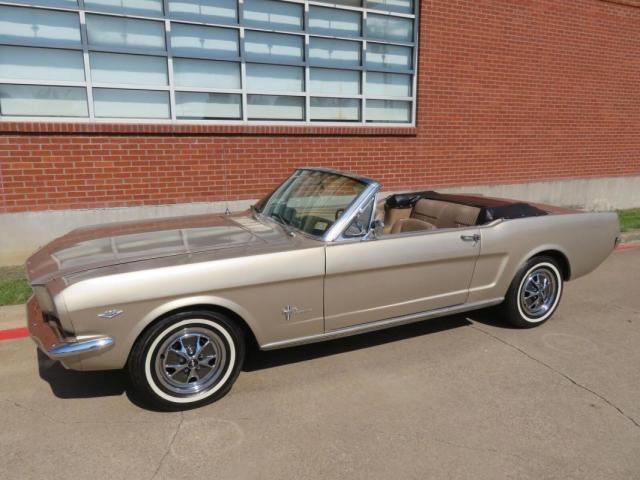 Ford Mustang image 5