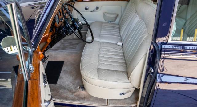 Rolls Royce Silver Cloud image 1