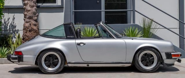 Porsche 911 image 4