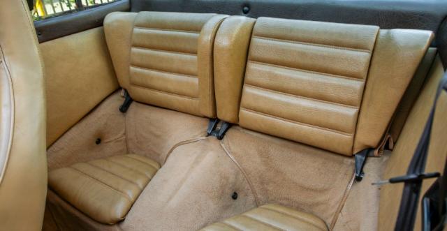 Porsche 911 image 2