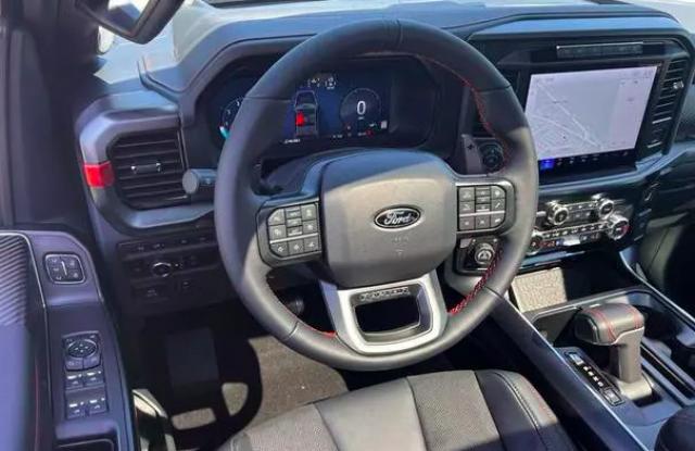 Ford F 150 image 7