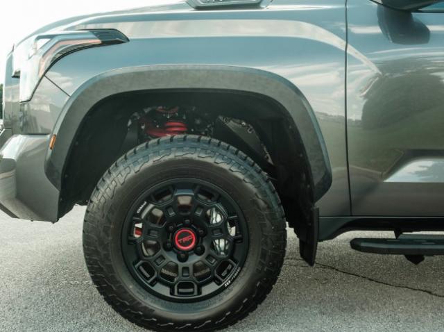Toyota Tundra image 8