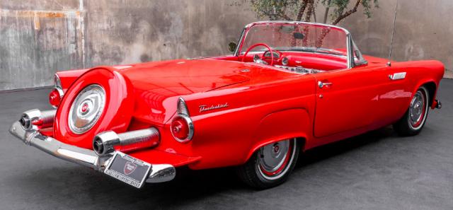Ford Thunderbird image 6
