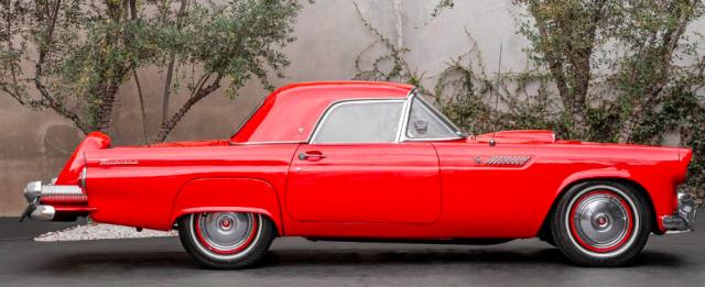 Ford Thunderbird image 8