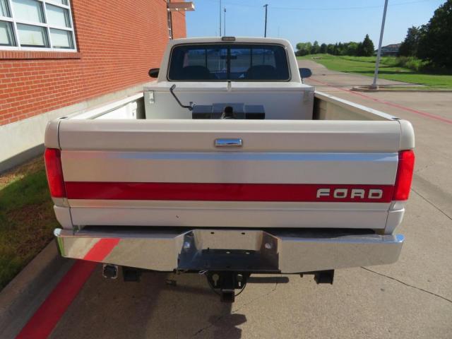 Ford F 250 image 7