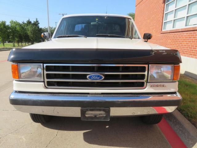 Ford F 250 image 3