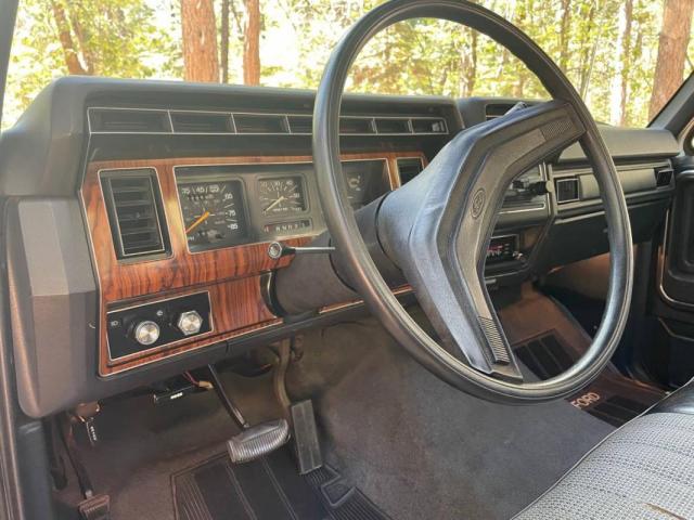 Ford F 250 image 9