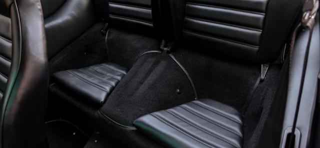 Porsche 911 image 1