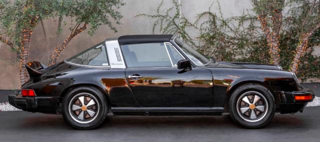 Porsche 911 image 3