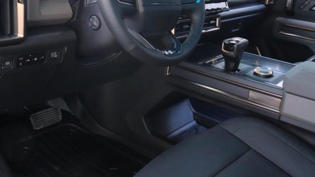 Hummer Ev image 9