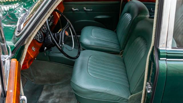 Jaguar Mk Ii image 2