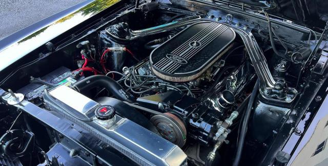 Ford Mustang image 6