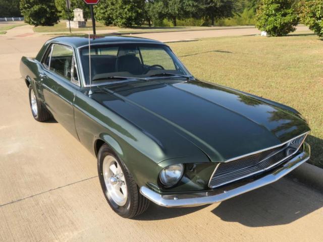 Ford Mustang image 4