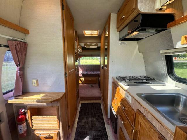 Dodge B Series image 5