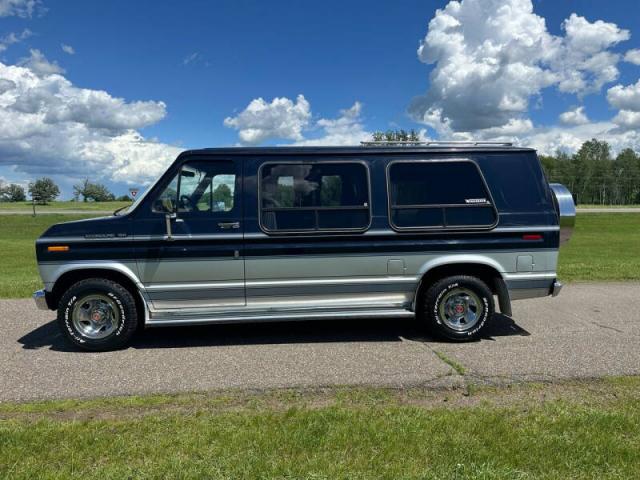 Ford Econoline image 7