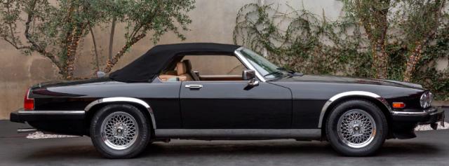 Jaguar Xjs image 7