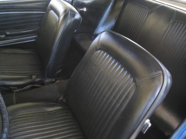 Ford Mustang image 4
