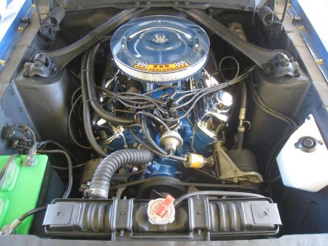 Ford Mustang image 9