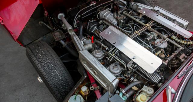 Jaguar E-Type image 3