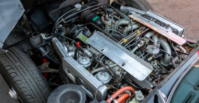 Jaguar E-Type image 1